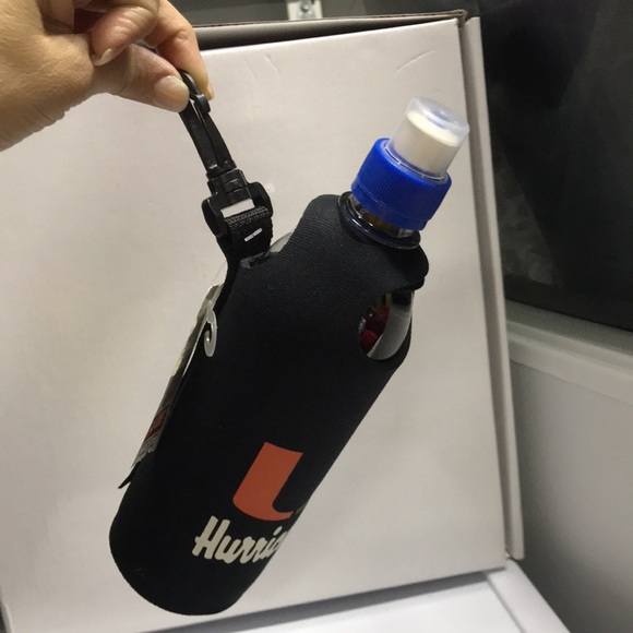 Hurricanes bottle - Picture 3 of 6